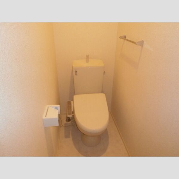 トイレ (温水洗浄暖房便座)