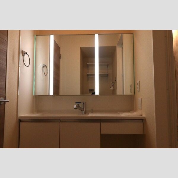 洗面所 (洗面室)