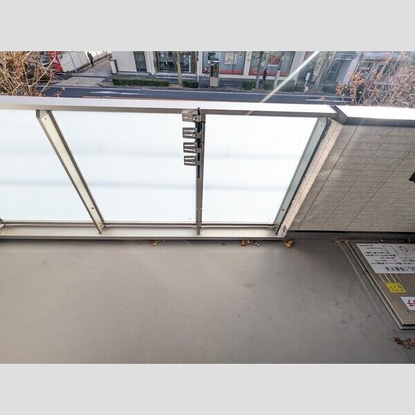 バルコニー・ベランダ (バルコニー)