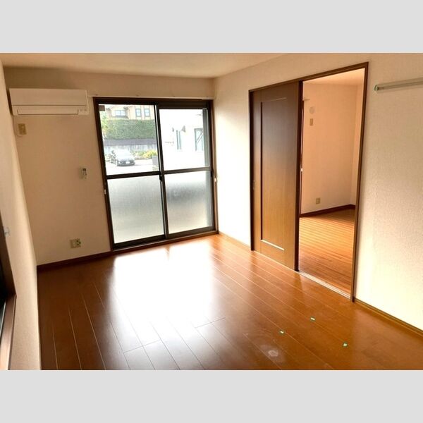 居室・リビング (DK)