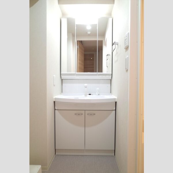 洗面所 (洗面室)