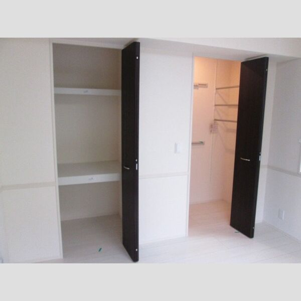 収納 (洋室・収納)