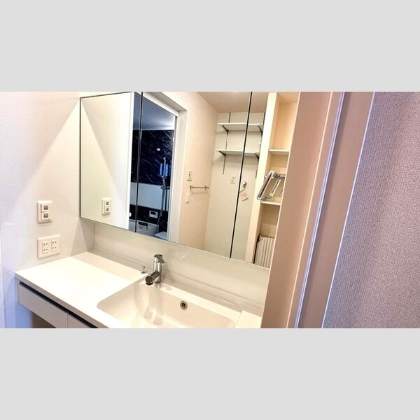 洗面所 (洗面室)