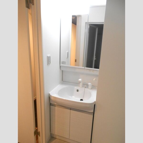 洗面所 (洗面室)