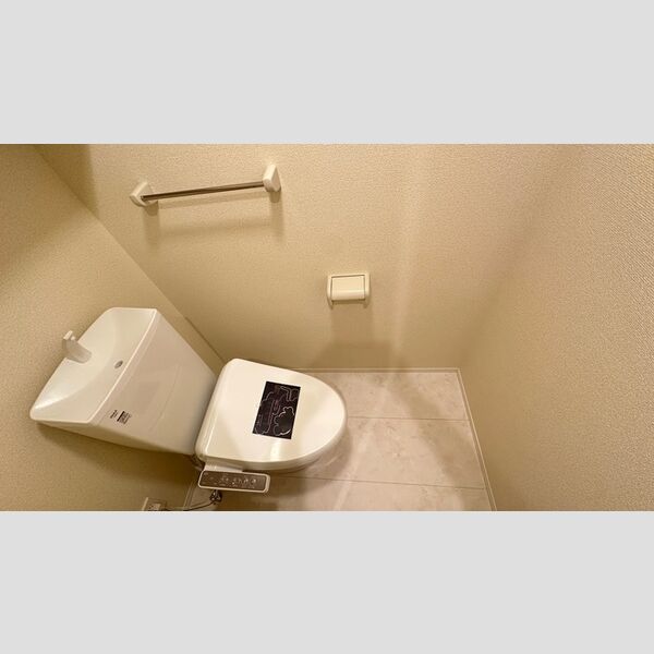トイレ (温水洗浄暖房便座)