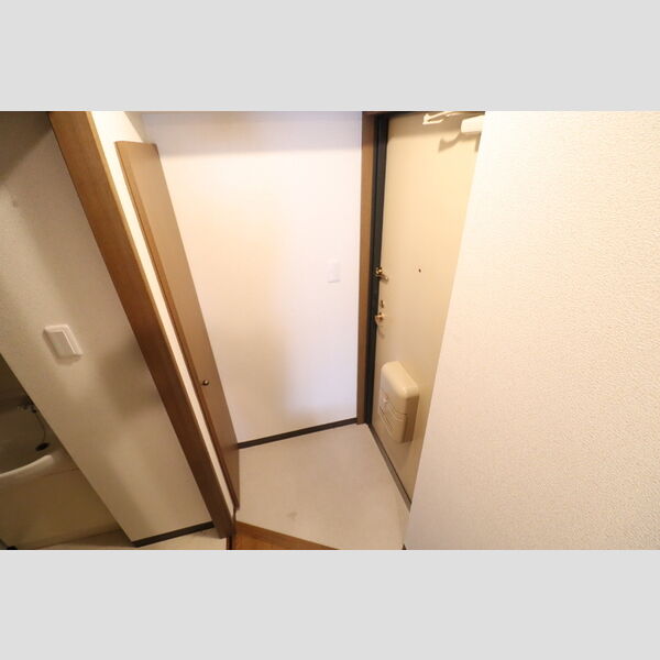 玄関 (玄関)