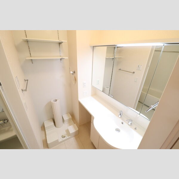 洗面所 (洗面室)