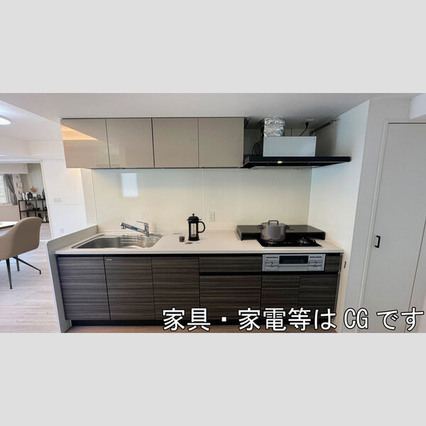 キッチン (システムキッチン　家具/家電はCGです)