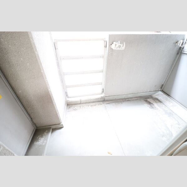 バルコニー・ベランダ (バルコニー)