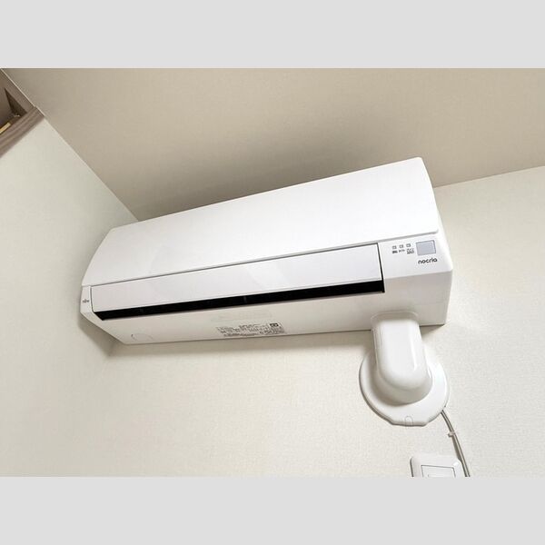 その他 (洋室　エアコン)