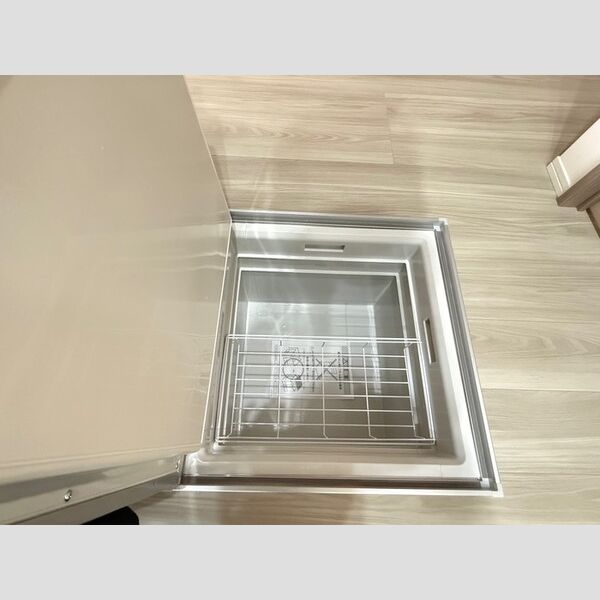 収納 (床下収納)