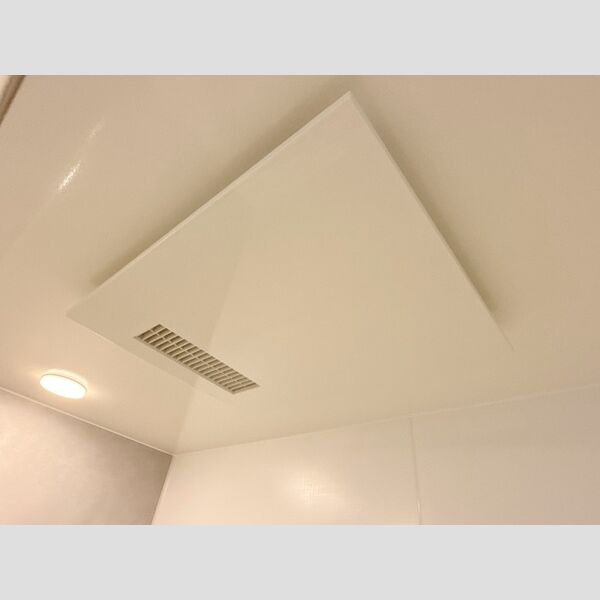 バス (浴室暖房乾燥機)