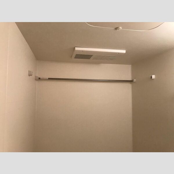 その他 (乾燥換気扇つき)