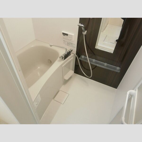 バス (浴室)