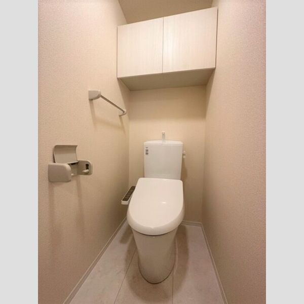 トイレ (温水洗浄暖房便座)