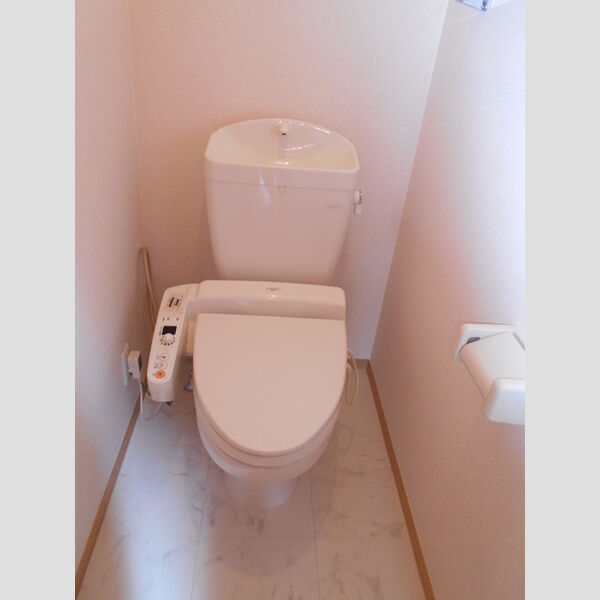トイレ (温水洗浄暖房便座)