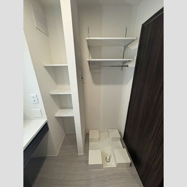 収納 (洗面室収納棚・室内洗濯機置場)