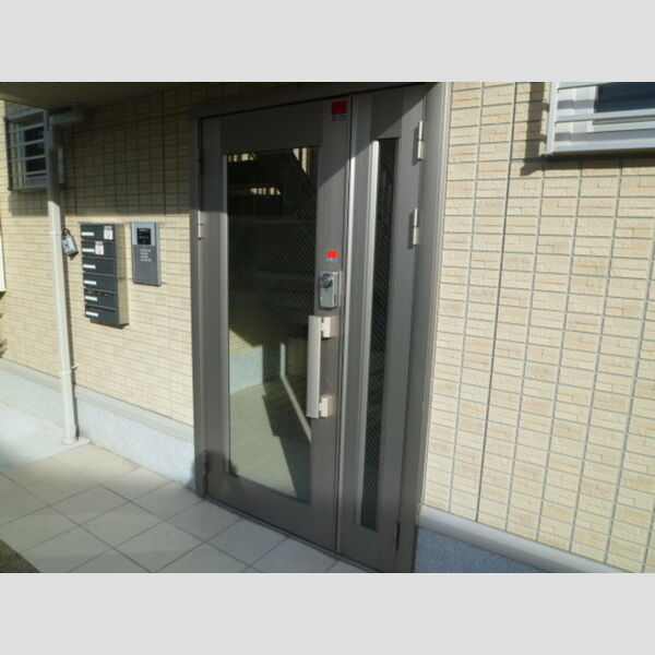 エントランス (エントランス)
