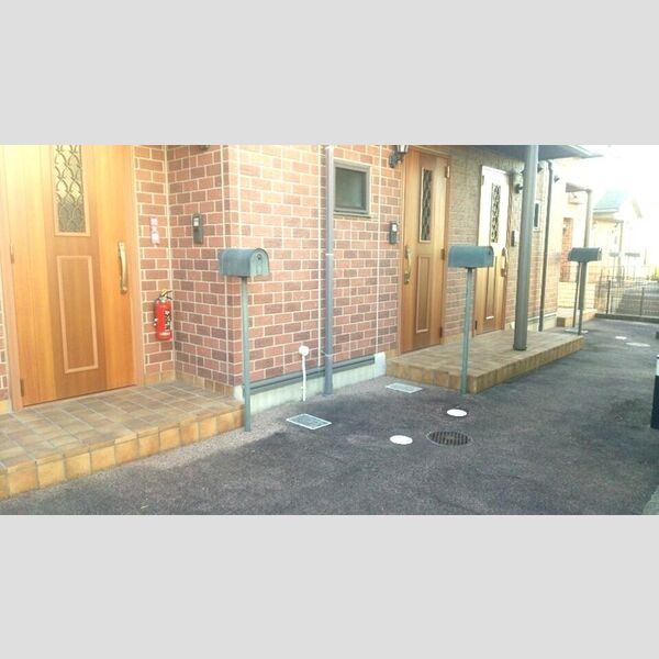 エントランス (エントランス)