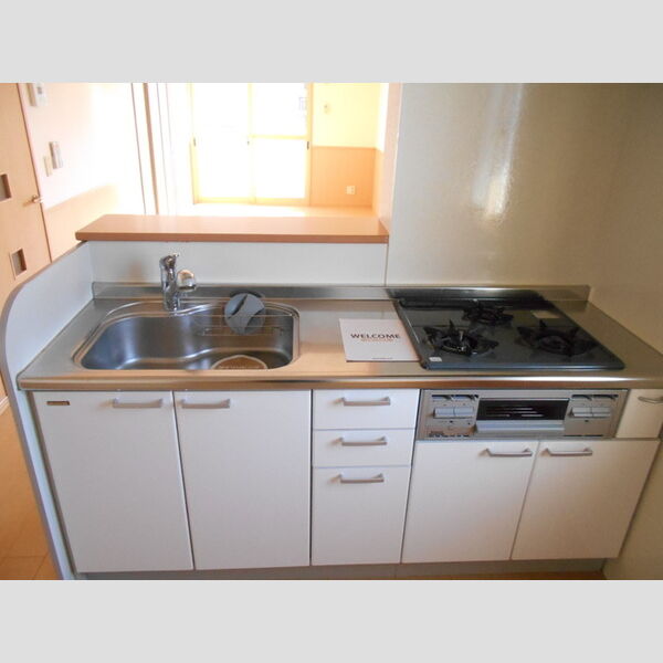 キッチン (システムガスキッチン3口)