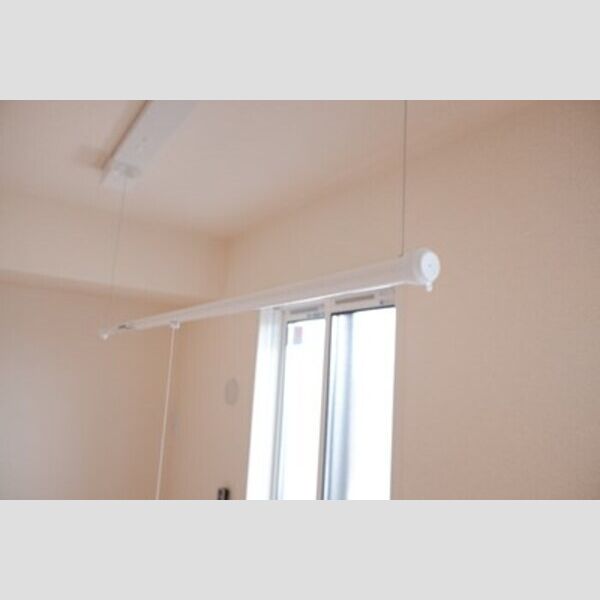 居室・リビング (室内物干し)