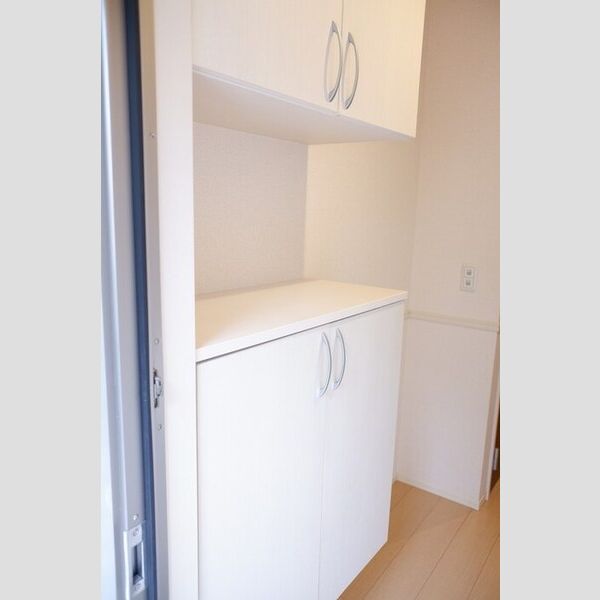 玄関 (シューズボックス)