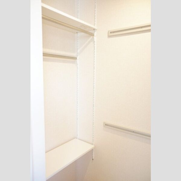 その他 (ウオークインクローゼット)