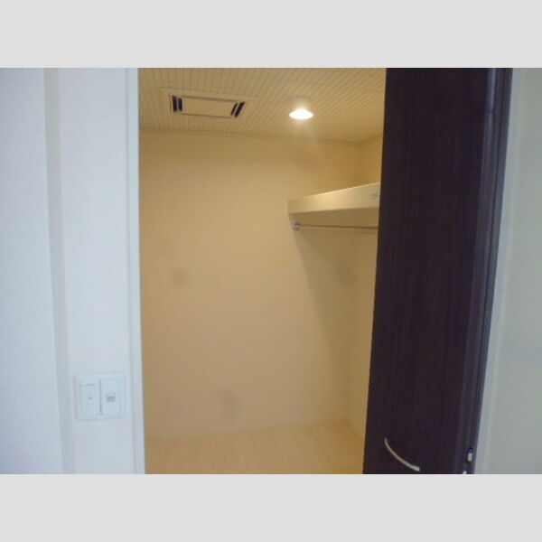 収納 (ウォークインクローゼット)