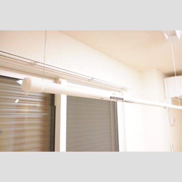 居室・リビング (室内物干し)