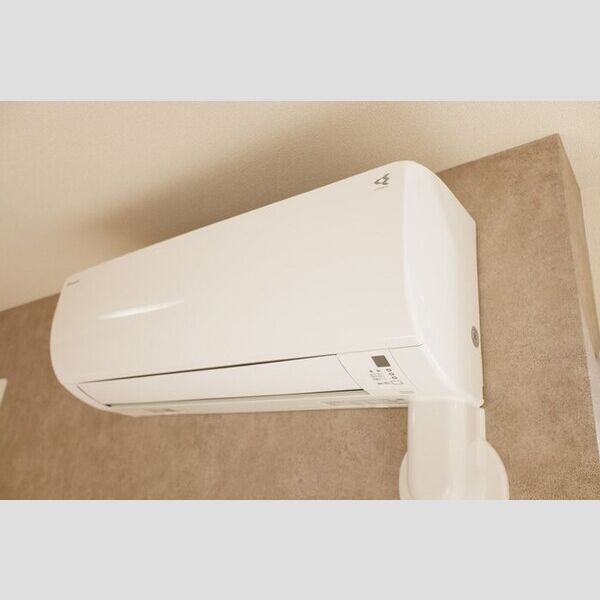 居室・リビング (エアコン)