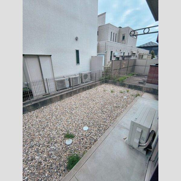 その他 (専用庭)