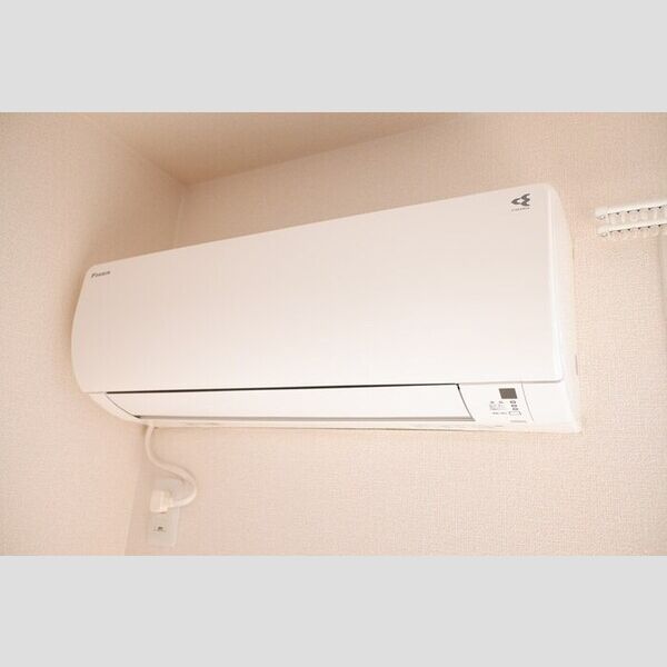 居室・リビング (エアコン)