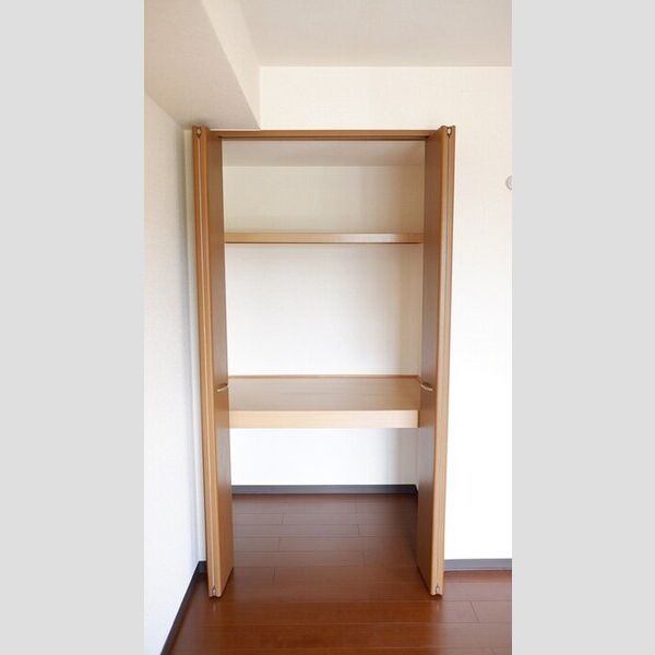 居室・リビング (収納)