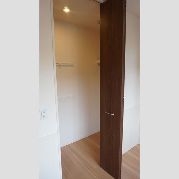 収納 (ウォークインクローゼット)