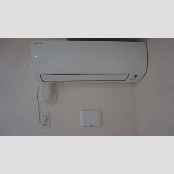 その他設備 (エアコン)