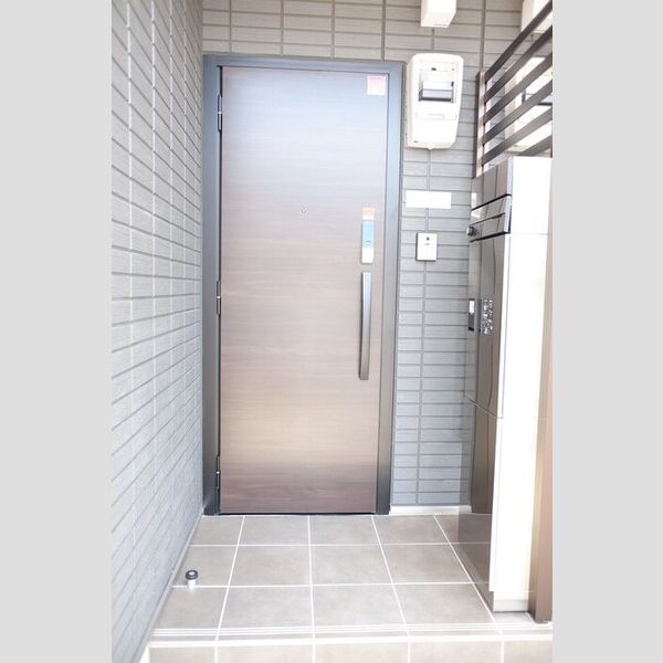 玄関 (玄関)