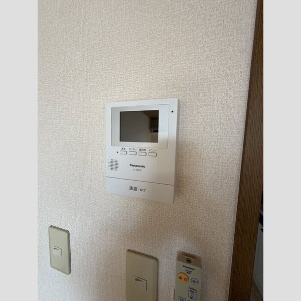 その他設備 (テレビ付きモニターホン)