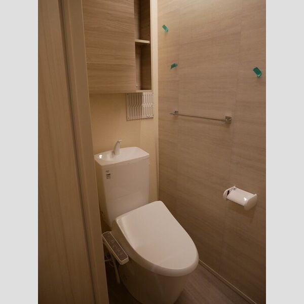 トイレ (温水洗浄暖房便座)