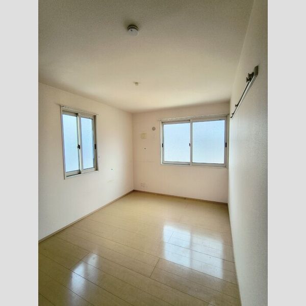 その他 (北側洋室)