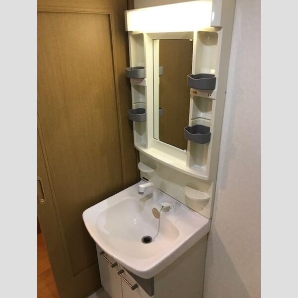 洗面所 (洗面化粧台)
