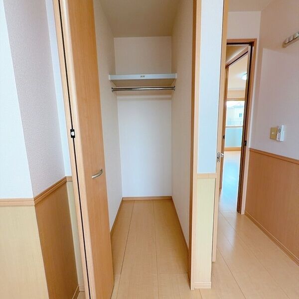 収納 (クローゼット)