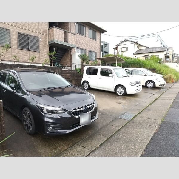 駐車場 (駐車場)