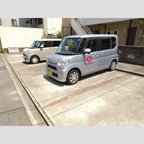 駐車場 (駐車場)