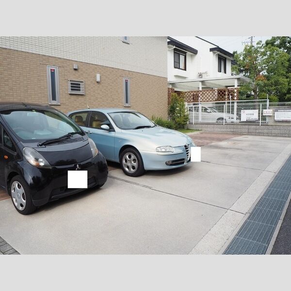 駐車場 (駐車場)