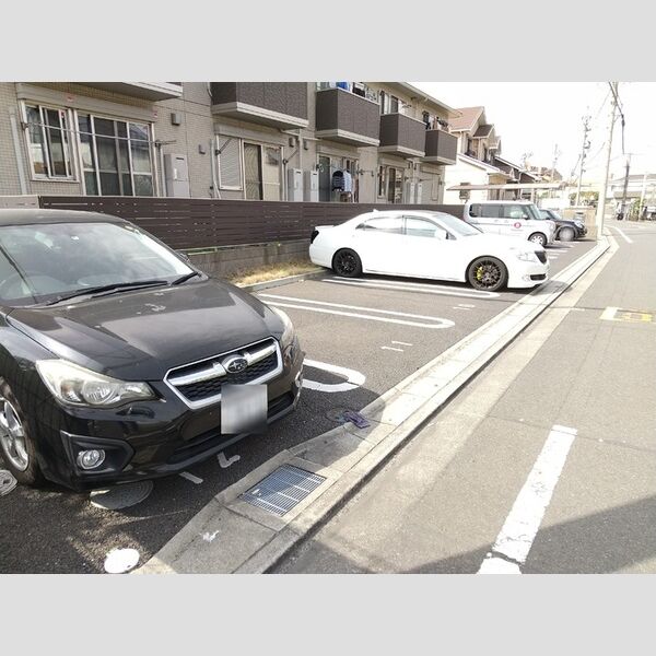 駐車場 (駐車場)