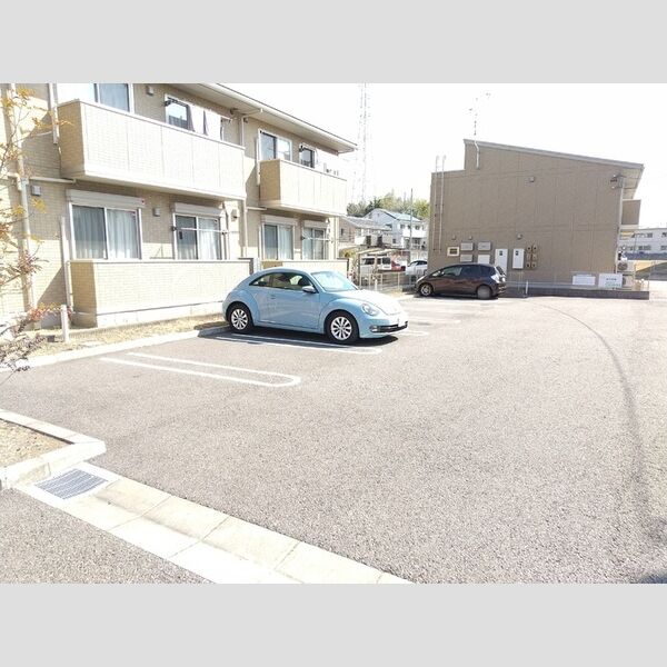 駐車場 (駐車場)