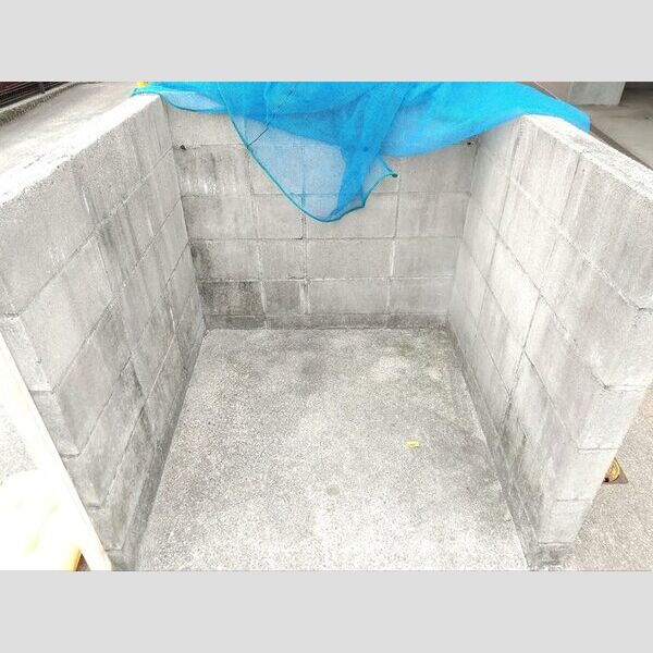 現地周辺 (ゴミ置き場)