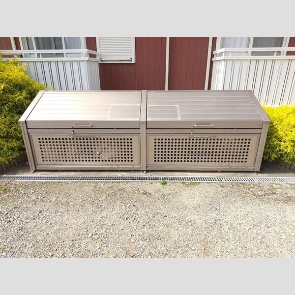 現地周辺 (ゴミ置き場)