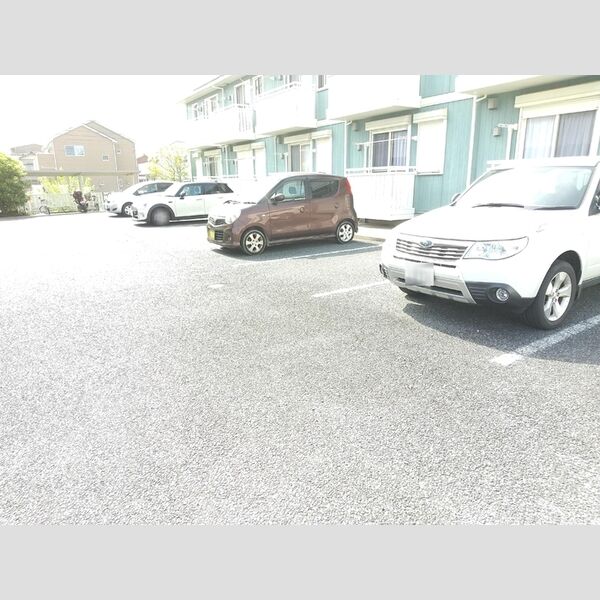 駐車場 (駐車場)