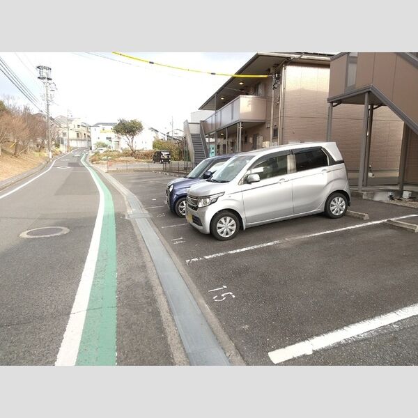 駐車場 (駐車場)